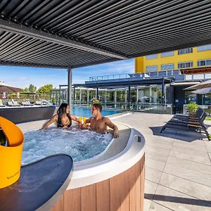 Aura Design & Garden Pool Republica Cehă